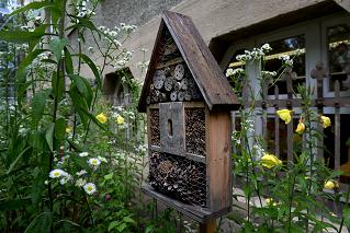 mod 57 wir spezielle Angebote Insektenhotel